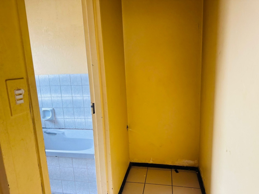 2 Bedroom Property for Sale in Amalinda Eastern Cape